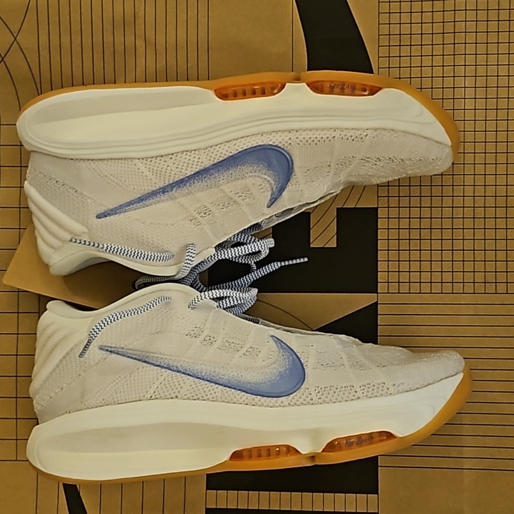 G.T. HUSTLE 3 FP size 10 - Picture 3 of 6